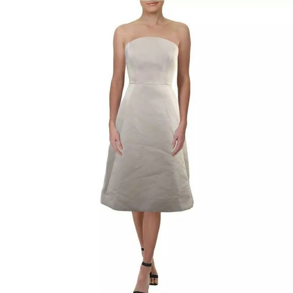 NWT 👗HALSTON blush satin halter formal fit and flare dress - Picture 4 of 11